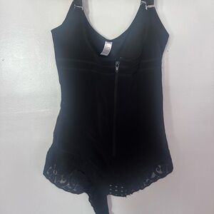 Elegant Black Lace Trim Women Top